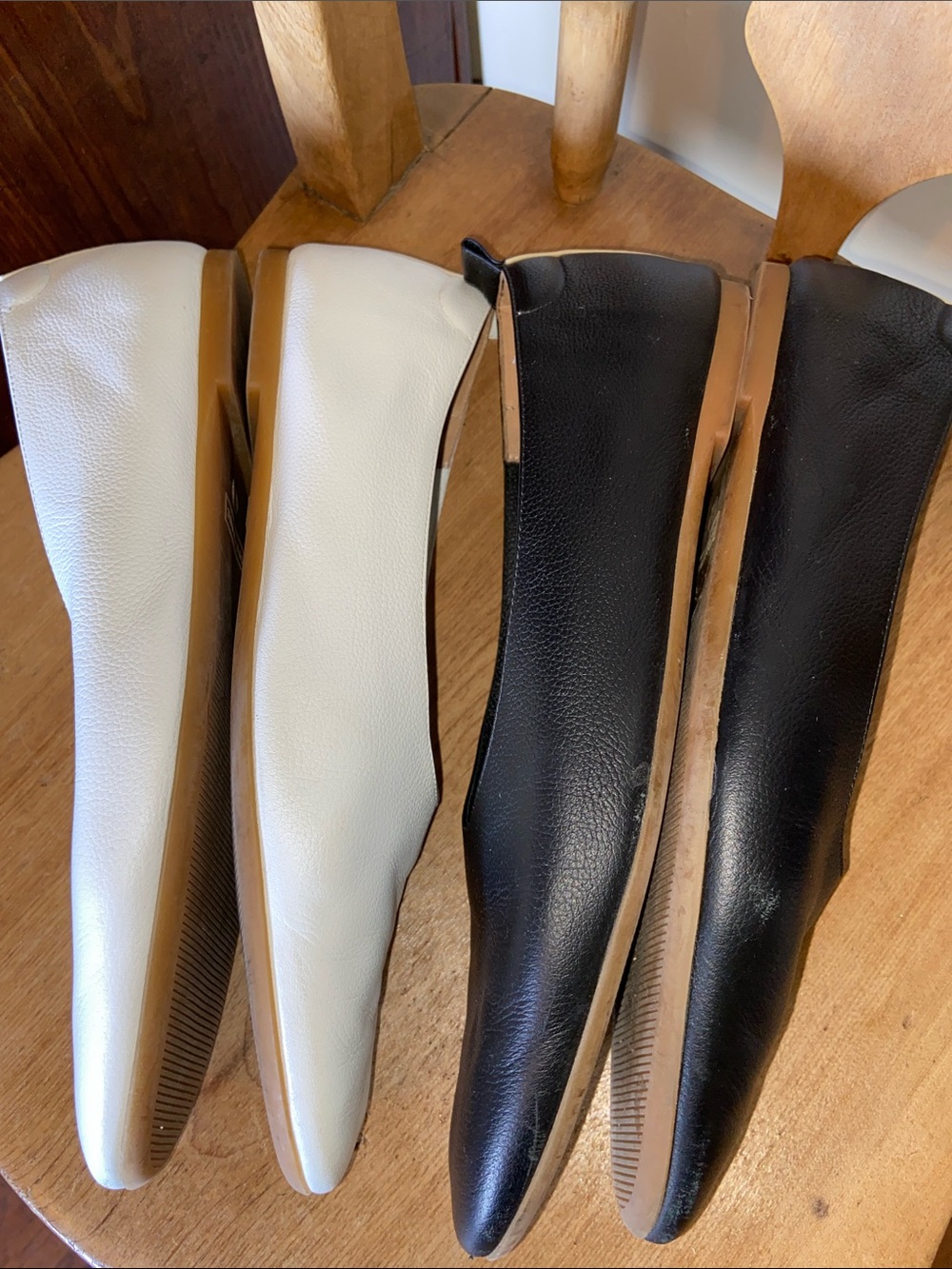 Everlane Lot of 2 Day Glove Flats Leather White Black Size 8 - Picture 7 of 8